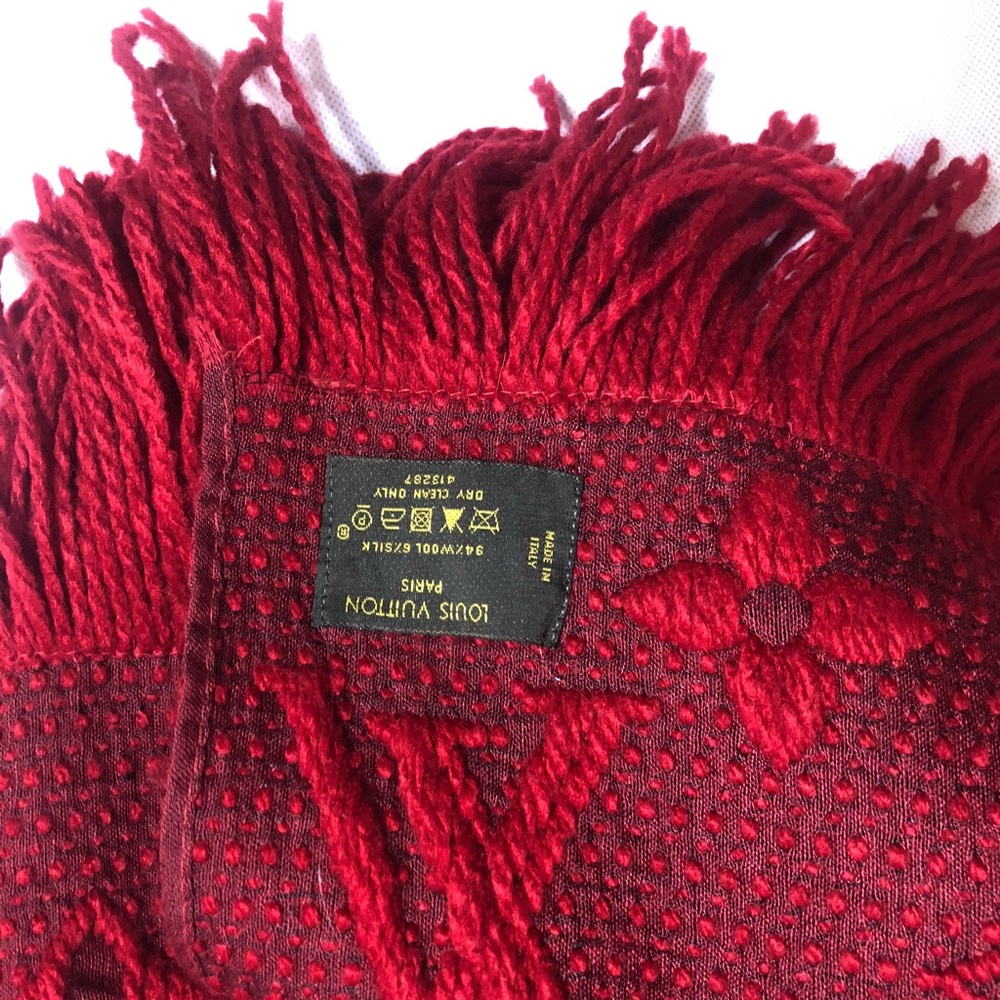 Louis Vuitton scarf